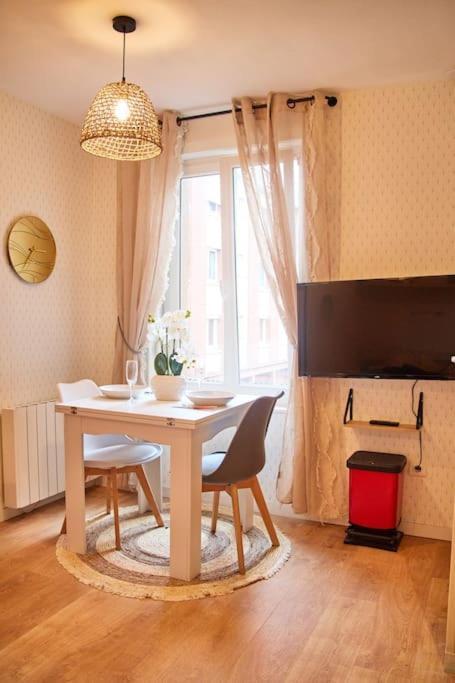Studio Exotic - Proche Gare - Wifi - Netflix Amiens Ngoại thất bức ảnh